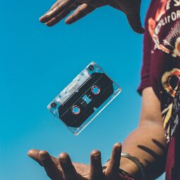 Miniatura para Como usar o HookSounds Connect para elevar o seu negócio