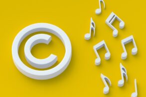 Miniatura para Las consecuencias de usar música protegida por derechos de autor sin permiso